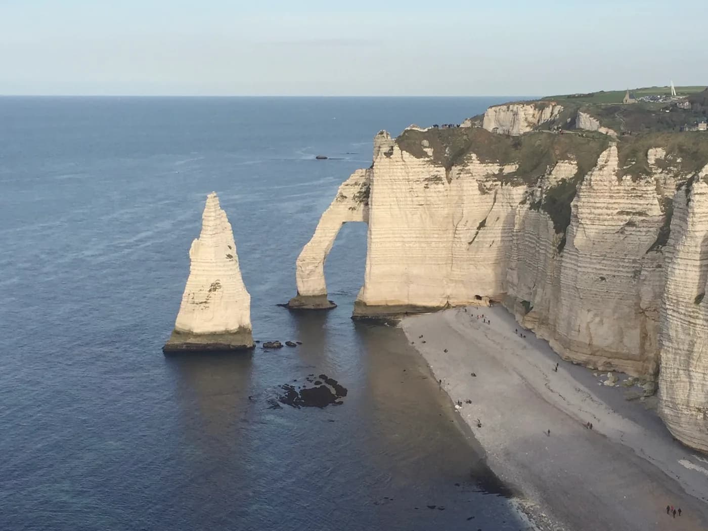 Original photo: the needle and the Porte d'Aval at Étretat, seen from the clifftop